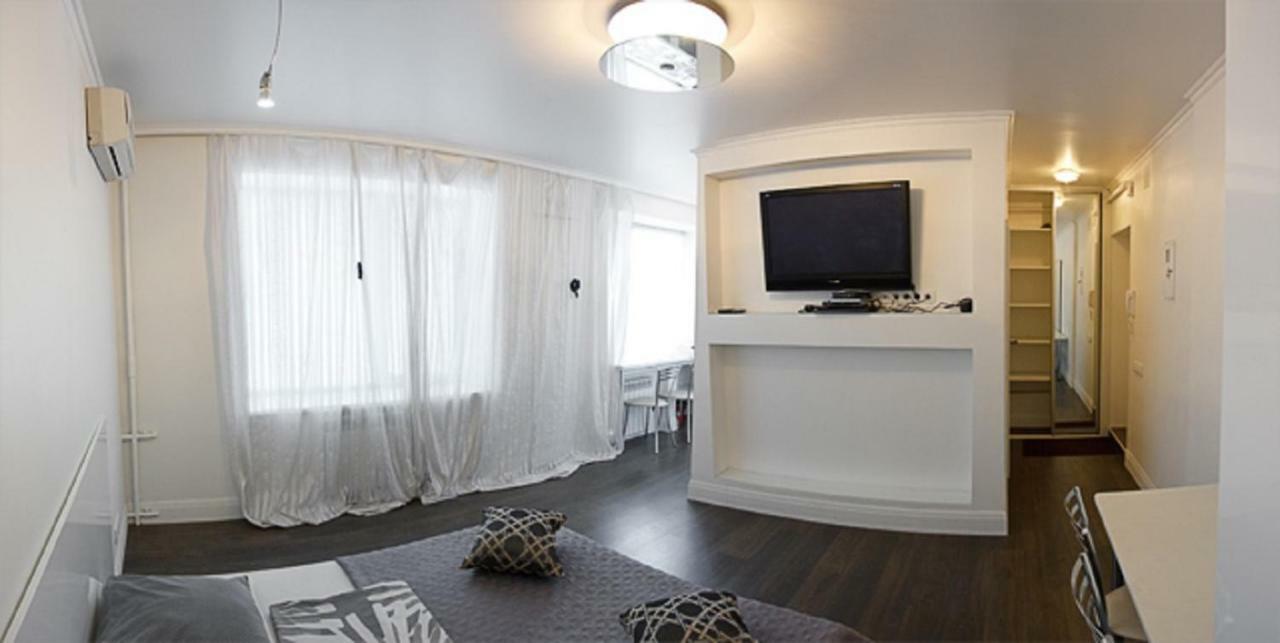 Great Studio Near The Pechersk Kiev Buitenkant foto